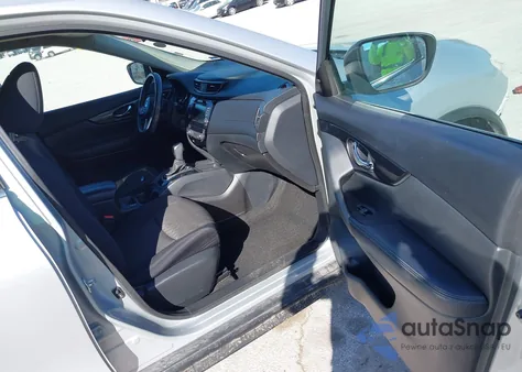 2018 Nissan Rogue Sv z USA, uszkodzony, nr VIN 5N1AT2MV2JC700353